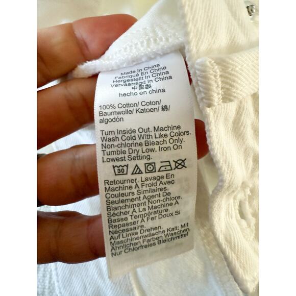 Madewell | NWT The 1997 Denim Bermuda Short in Pure White | Sz 32 - Picture 8 of 10